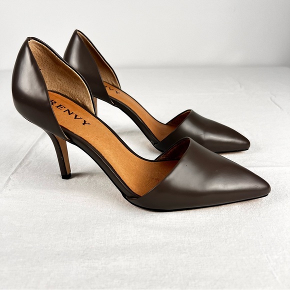 Renvy Women’s size 7M  Point toe Heels brown grey. - Picture 1 of 9